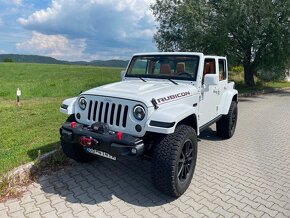 Jeep Wrangler Hemi 6.4 Rubicon - 12