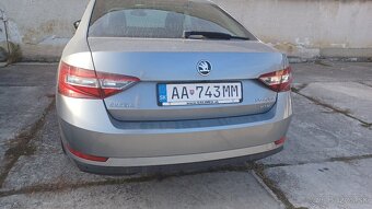 Skoda superb 2.0 tdi 140kw 4×4 - 12