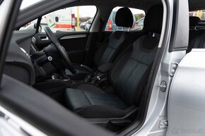 Citroën C4 1.6 HDi Exclusive, LED, po servise, garažované - 12