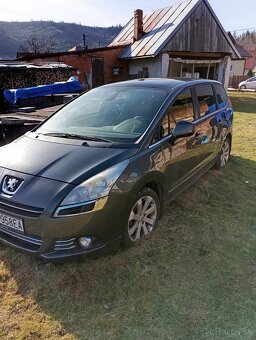 Peugeot 5008 - 12