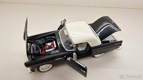 CHEVROLET THUNDERBIRD 1:18 - 12