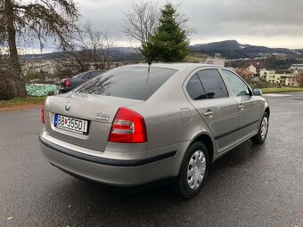 Predám škoda Octavia 2,0fsi - 90000km - 12