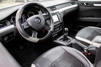 Škoda Superb Combi 1.6 TDI CR DPF Ambition - 12