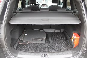 Ford Kuga 2,0 TDCi 88 kW ST-LINE AUTOMAT - 12