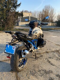 BMW R1200R - 12