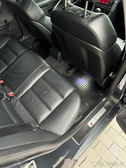 Audi A4 B7 2.0 TDi 103kW DPF - 12