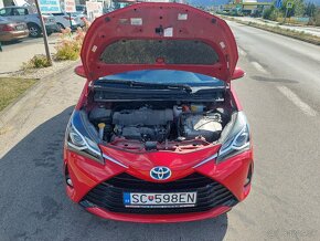 Toyota Yaris 1.5 Hybrid Business E-CVT - 12