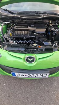 Mazda 2 1.3i,rok 2013 - 12