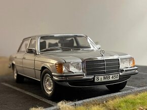 1:18 Mercedes-Benz 450 SEL 6.9 (W116) Silver - Revell - 12