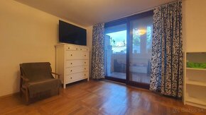 Prenájom ŠTÝLOVÝ, zariadený APARTMÁN s terasou v RD, samosta - 12