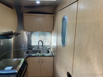 Airstream Flying Cloud - USA karavan, 2014 - 12