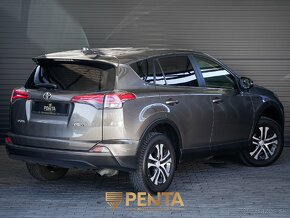 ⭐ TOYOTA RAV4 ⭐ 4x4 benzín - 12