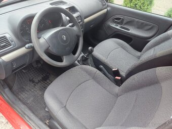 Renault Clio 1.5 DCI - 12