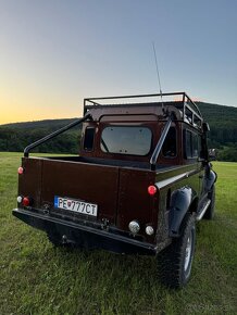 Land Rover - 12