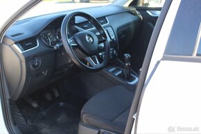 Škoda Octavia Combi 1.6 TDI - 12