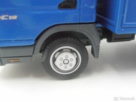 Mitsubishi Fuso Canter Kasten 1/43 - 12