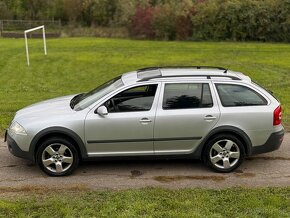 Škoda Octavia 2 Combi Scout 2.0 TDI 103 Kw - 12