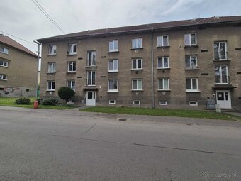 PREDAJ 2 izbový byt, 58 m2, Handlová, 1 Mája - 12