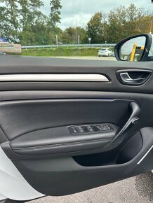 Renault Megane 1.5 dCi (2018) - 12