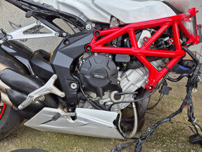 Prodám MV agusta F3 675 , r. v. 2012 - 12