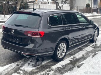 Passat b8 Highline 110kW DSG 1.majiteľ - 12