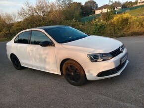 Predam vw Jetta 1,6 d 77kw rok 2013 - 12