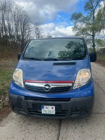 Opel Vivaro 2.5 dci 107 kw - 12