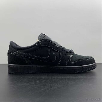 NIKE AIR JORDAN 1 LOW BLACK PHANTOM TS - 12