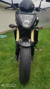 Honda CB600F Hornet - 12