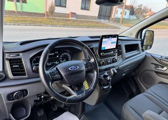 Ford Transit Custom 2,0 TDCI L2 TAŽNÉ LED SVĚTLA nafta - 12