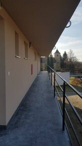 EXKLUZÍVNE 3-izbový byt, 64 m2- VELČICE, okr. Zlaté Moravce - 12