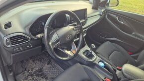 Hyundai i30 Fastback 1.4 T-GDi Style Zaruka - 12