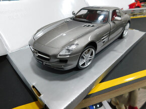 model auta Mercedes  SLS AMG / SL 500 1:18 - 12