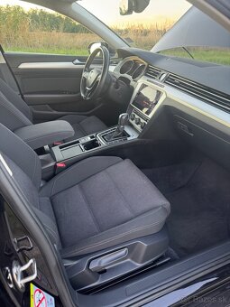 Volkswagen Passat 2.0 TDI DSG - 12