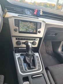 VW Passat combi B8 Comfortline - adaptivny tempomat - 12