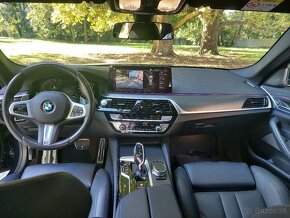 BMW Rad 5 540d mHEV xDrive A/T odpočet DPH - 12