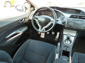 Honda Civic 1.8 VTEC Comfort - 12