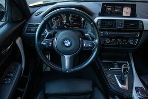 BMW Rad 1 M 140i xDrive Shadow A/T - 12