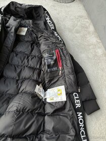 MONCLER luxusná bunda - 12