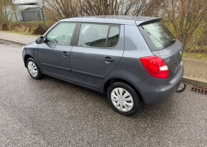 Škoda Fabia II 1,2i , serviska , 1 Majitel benzín manuál - 12