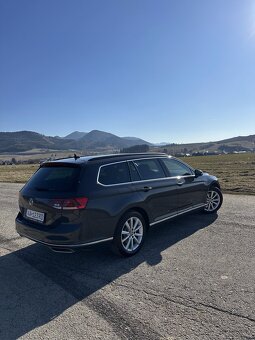 VW Passat GTE 1,4 TSI Plug-In Hybrid - 12