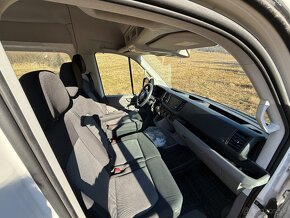 Volkswagen Crafter 2.0 BiTDI L3 AT8 dvojkabína 6 miestne - 12