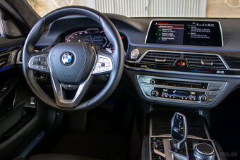 BMW 7 730D HEV - 12