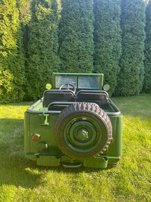 Elektrické autíčko WILLYS RETRO VOJENSKÝ JEEP 4x90W 24V - 12