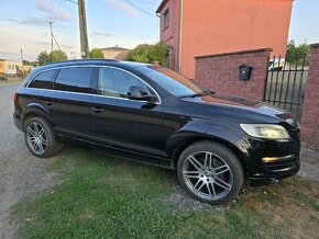 Audi Q7 3.0 TDi Quattro - 12