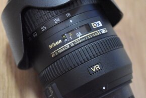 Nikon AF-S DX Nikkor 18-200 mm f/ 3.5-5.6G ED s VR II - 12