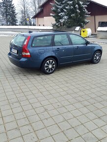 Predám Volvo V50, 2.0 D - 12