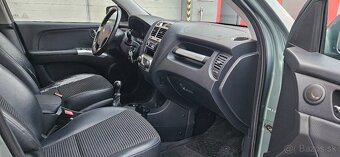 Kia Sportage 4X4 2.0 benzín - 12