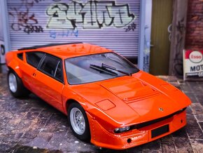 Lamborghini Urraco 1:18 Kyosho - 12