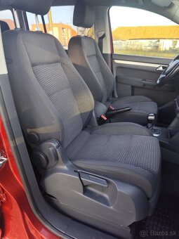 VW Touran 2.0 TDI DSG automat - 12